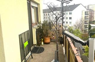 Wohnung kaufen in 68723 Schwetzingen, Helle Vier-Zimmerwohnung mit 2 x Balkon plus STP
