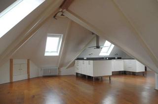 Wohnung kaufen in 79106 Stühlinger, Freiburgs schönste Attikawohnung im denkmalgeschützten Jugendstil-Altbau im Stühlinger