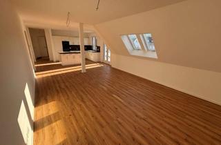 Wohnung mieten in 91088 Bubenreuth, Erstbezug 4-Zimmer Dachgeschoss-Wohnung mit Einbauküche+Dachterrasse+Stellplatz