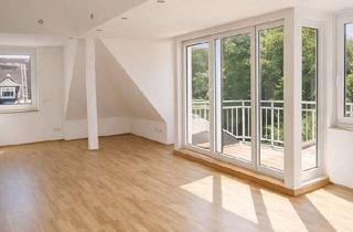 Wohnung mieten in Meliesallee 11a, 40597 Benrath, Sanierte sonnige 2-Zimmer DG Wohnung direkt am Benrather Schlosspark mit Klimaanlage