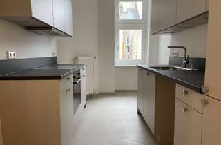 Wohnung mieten in Siemensstraße 14, 10551 Berlin, umfassend sanierte 2 Zimmer Wohnung mit EBK und Duschbad