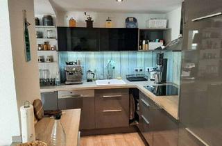 Wohnung mieten in Steigerstraße 16, 99096 Löbervorstadt, Souterrain-Wohnung mit vier Zimmern & Terrasse, Gartenmitbenutzung, Einbauküche in Erfurt