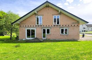 Haus kaufen in 32816 Schieder-Schwalenberg, Schöner Wohnen am Teutoburger Wald mit Bachlauf!