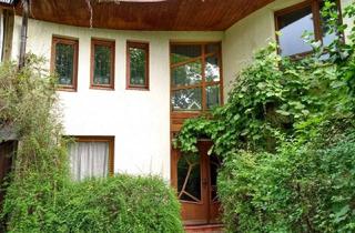 Haus kaufen in 15745 Wildau, Dreistöckiges Haus im anthroposophischen Baustil in der Waldsiedlung Wildau bei Berlin