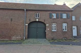 Haus mieten in Am Kirchplatz 10, 52525 Waldfeucht, Charmantes Wohnhaus (125m²) auf historischem Vierkanthof in Waldfeucht-Braunsrath