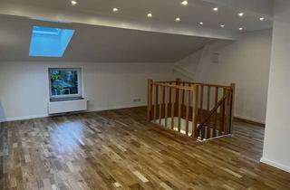 Haus mieten in Schwartauer Allee 121b, 23554 St. Lorenz Nord, Lichtdurchflutetes, hochwertiges Reihenendhaus mit EBK und 2 Terrassen