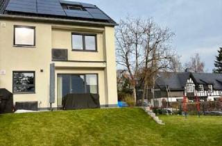 Immobilie mieten in 61476 Kronberg, Exklusives, voll möbliertes Reihenendhaus – Wohnen auf höchstem Niveau in Kronberg im Taunus