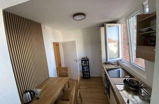 Immobilie mieten in Kapfenburgstraße 48, 70469 Feuerbach, WG geeignete ruhige 3-Zimmer Altbau Wohnung hochwertig möbliert
