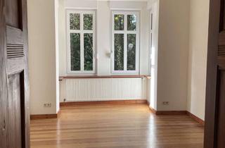 Wohnung kaufen in Dellengartenstraße 35, 66117 Saarbrücken, 4-Zimmer Wohnung, 1. OG Alt-Saarbrücken in Süd-/Westlage von Privat