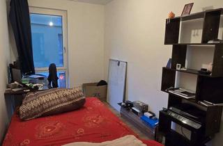 Wohnung mieten in Ferdinand-Schultze-Straße 35, 13055 Alt-Hohenschönhausen, 3-Zimmer-Wohnung in einem modernen Gebäude in der Nähe von IKEA