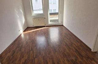 Wohnung mieten in Nürtinger Straße 4/2, 72555 Metzingen, 2-Zimmer-Wohnung mit Terrasse & EBK in Metzingen