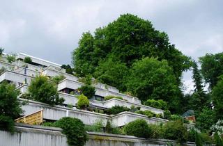 Wohnung mieten in 51465 Bergisch Gladbach, Terrassenhauswohnung mit unverbaubarem Fernblick - Aufzug im Hause -