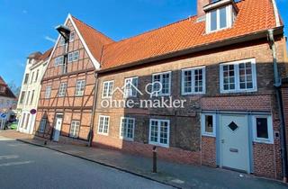 Wohnung mieten in 25524 Itzehoe, Wohnen im Historisches Juwel von 1659 - Erstbezug nach Renovierung in Citylage