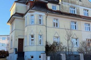 Doppelhaushälfte kaufen in Doktor-Hans-Wolf-Straße 23, 19055 Lewenberg, Doppelhaushälfte mit Charme, Geschichte und Potenzial - Verkauf von Privat