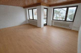 Haus mieten in Lessingweg 23, 97941 Tauberbischofsheim, Frisch renoviertes Reihenendhaus mit Garten, Terrasse, Balkon, Garage und großem Keller