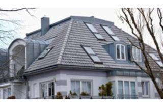 Wohnung kaufen in Sulzweg, 81827 München, München - 2,5-Zi.-Maisonette mit Galerie & Südloggia in München Trudering