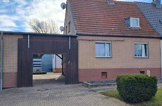 Doppelhaushälfte kaufen in 39326 Wolmirstedt, Wolmirstedt - Doppelhaushälfte Immobilie Gutenswegen Niedere Börde