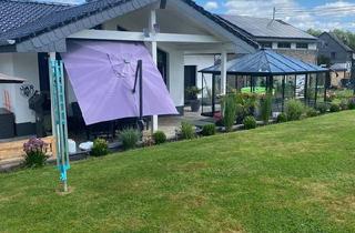 Einfamilienhaus kaufen in 56477 Rennerod, Rennerod - Neuwertiger Bungalow mit Luxusaustattung