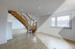 Wohnung kaufen in 72793 Pfullingen, Familienfreundliche Wohnung auf zwei Etagen - Finde dein Wohnglück in Pfullingen!