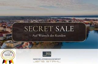 Wohnung kaufen in 17235 Neustrelitz, Stilvolle Eigentumswohnung mit historischem Flair und Balkon