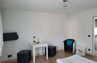 Wohnung mieten in Reußensteinstraße, 71032 Böblingen, 1-Zimmer Wohnung, voll möbliert, mit Balkon, für eine Person!