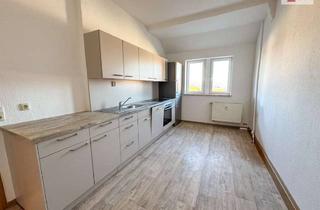 Wohnung mieten in Lindenstraße 29, 08280 Aue, Großzügige 5-Raum-Wohnung auf dem Zeller Berg über den Dächern von Aue