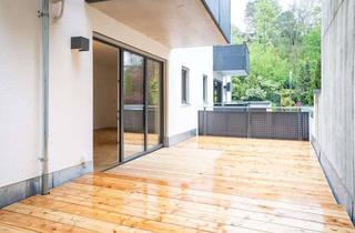 Wohnung mieten in Hagrainerstr. 8a, 84036 Landshut, Luxuriöse 2-Zimmer-Wohnung im 1. OG mit Balkon in Landshut-Hagrain