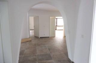 Wohnung mieten in 93077 Bad Abbach, top 3,5-Zimmer-Wohnung ,komplett modern saniert ( Haus im Haus)