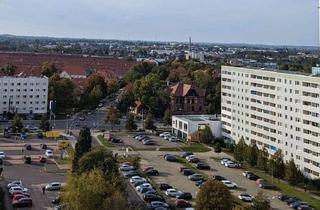 Garagen mieten in Bertolt-Brecht-Str. 14-14c, 39120 Leipziger Str., Stellplatz mit Sicherheits-Garantie: Schrankengeschützt!