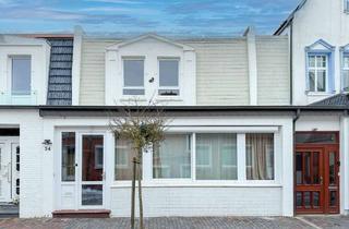 Mehrfamilienhaus kaufen in 26548 Norderney, Reihenendhaus als Mehrfamilienhaus in ruhiger Zentrumslage von Norderney