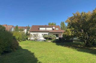 Einfamilienhaus kaufen in Hummelbergweg 34, 71229 Leonberg, Zeitloses südausgerichtetes Einfamilienhaus mit einzigartigem Villengrundstück Leonberg-Silberberg