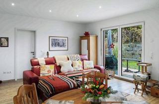 Einfamilienhaus kaufen in 91341 Röttenbach, Vielseitiges Einfamilienhaus mit Panoramablick – auch als zwei Wohneinheiten nutzbar