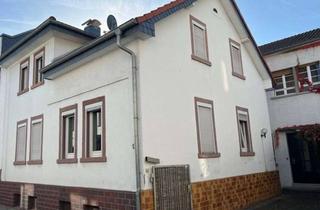 Einfamilienhaus kaufen in Max-Planck-Straße 12, 63179 Obertshausen, Einfamilienhaus mit Anbau in der Ortsmitte von Obertshausen