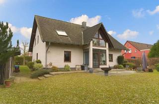 Haus kaufen in 17489 Greifswald, Wohnen in Wassernähe – attraktives Zweifamilienhaus mit großem Baugrundstück