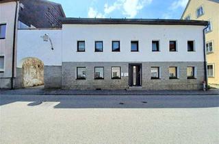 Mehrfamilienhaus kaufen in 94110 Wegscheid, Voll vermietetes Mehrfamilienhaus mit Ausbaupotenzial in zentraler Lage