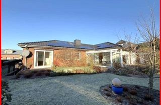 Haus kaufen in 24848 Kropp, Charmanter Winkelbungalow mit großzügigem Wohn- und Gartenkonzept