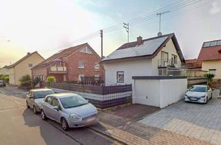 Einfamilienhaus kaufen in 66882 Hütschenhausen, Einfamilienhaus mit Einliegerwohnung und Photovoltaikanlage