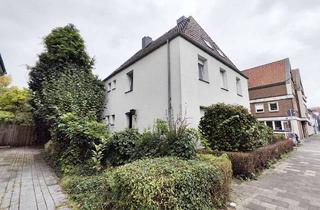 Anlageobjekt in 48607 Ochtrup, Mehrfamilienhaus mit drei großzügigen Wohnungen in zentraler Lage, perfekt für Kapitalanleger!