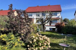 Haus kaufen in Schützenstraße 30, 17309 Pasewalk, Wohnzimmer mit Echtholzparkett, Kamin, viel Platz und Gemütlichkeit