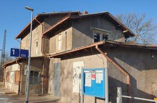 Haus kaufen in Am Bahnhof, 09557 Falkenau, Ehemaliger Bahnhof sucht neue Idee!