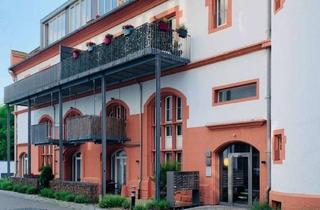 Lofts mieten in Großherzog-Leopold-Platz 6/8, 79359 Riegel, Geschmackvolle 2-Zimmer-Loft-Wohnung mit geh. Innenausstattung mit Balkon und EBK