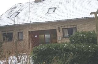 Wohnung mieten in Halbmond 30e, 21481 Lauenburg, Wohnen über zwei Etagen – Kamin, 2 Balkone -Elbblick
