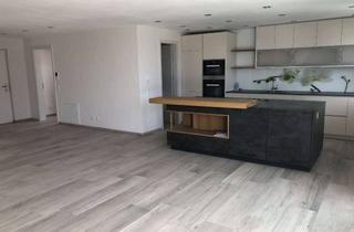 Penthouse mieten in Biberacherhofstraße, 88677 Markdorf, Exklusives Penthouse mit 3 Zimmern und 160 m² in Markdorf