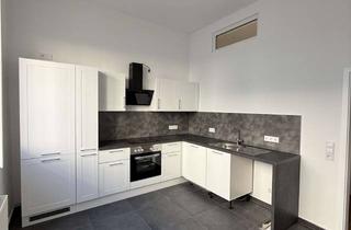 Wohnung mieten in Berliner Straße 61, 16321 Bernau, Kernsaniert 2025: 3 Zi (96,5 m²) mit EBK, 2 Bädern, ruhiger Innenhof – Zentrum Bernau