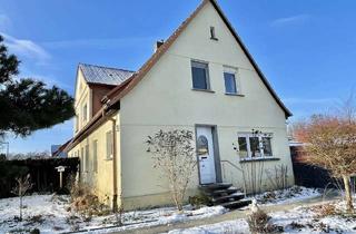 Doppelhaushälfte kaufen in 17109 Demmin, Charmante Doppelhaushälfte mit 1.200 m² Grundstück und vielseitigen Nutzungsmöglichkeiten