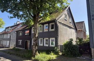 Doppelhaushälfte kaufen in 38678 Clausthal-Zellerfeld, Doppelhaushälfte mit ca. 120 qm Wohnfläche, Garten, Carport und Schuppen in der Buntenböcker Straße