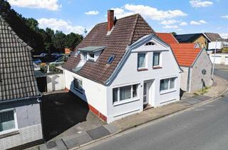 Haus kaufen in 25746 Heide, Mehr Raum, mehr Möglichkeiten - Charmantes Wohnhaus in bester Innenstadtlage von Heide.