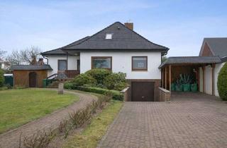 Haus kaufen in 31171 Nordstemmen, Großzügiger Bungalow als Mehrgenerationshaus mit Einliegerwohnung, Garage und Carport in Nordstemmen
