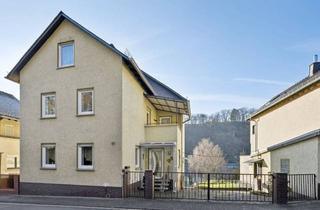 Einfamilienhaus kaufen in 35781 Weilburg, Seltene Gelegenheit: Einfamilienhaus mit Einliegerwohnung und großem Garten in Weilburg-Ahausen