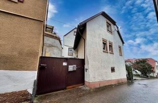 Haus kaufen in 67487 St. Martin, Zweifamilienhaus in St. Martin mit großer Werkstatt und Platz für Ihre Ideen!